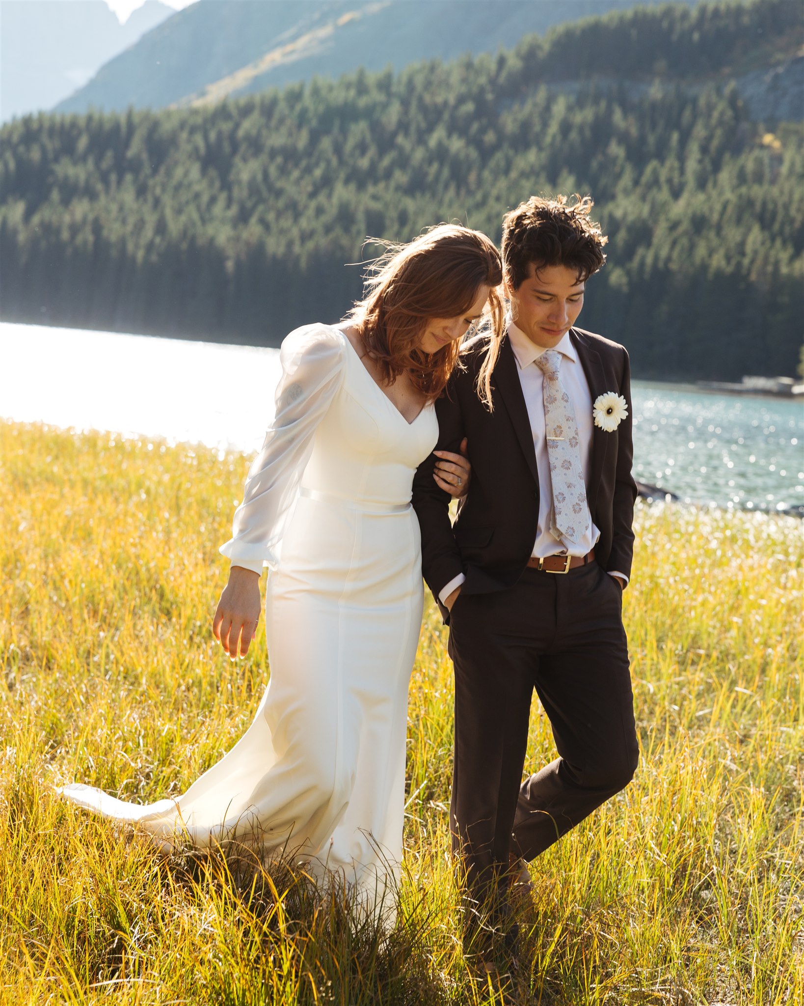 bride and groom portraits mountains