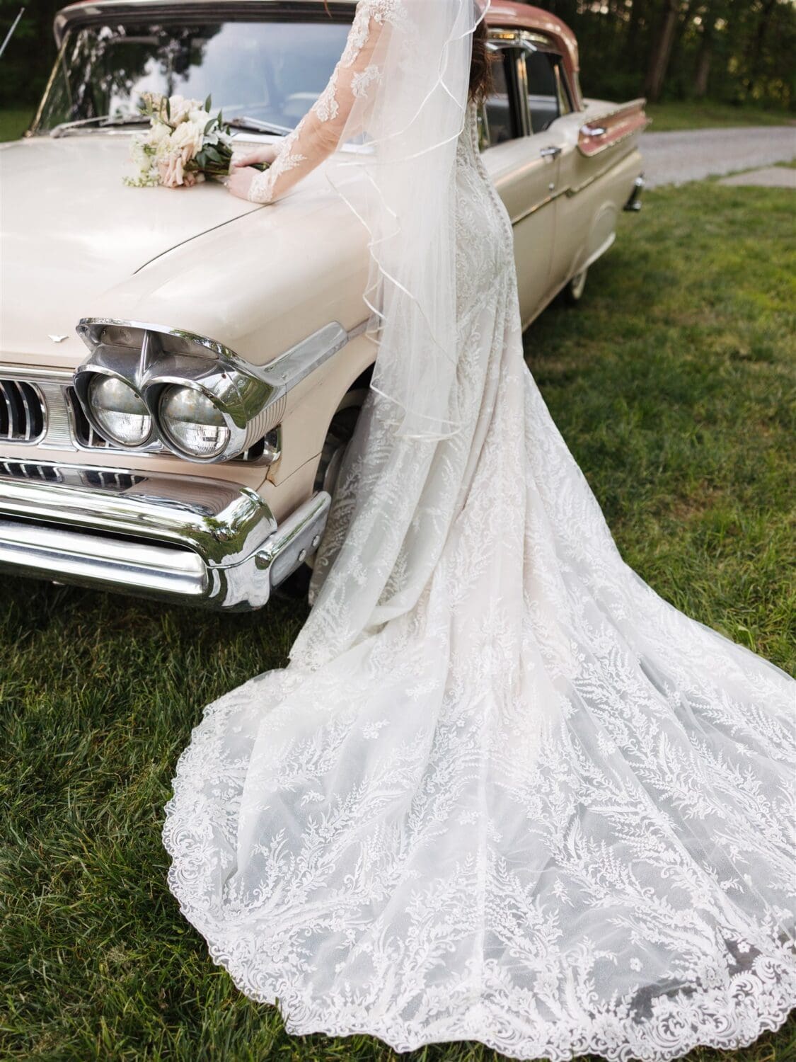 Nashville Vintage Car Wedding Photos