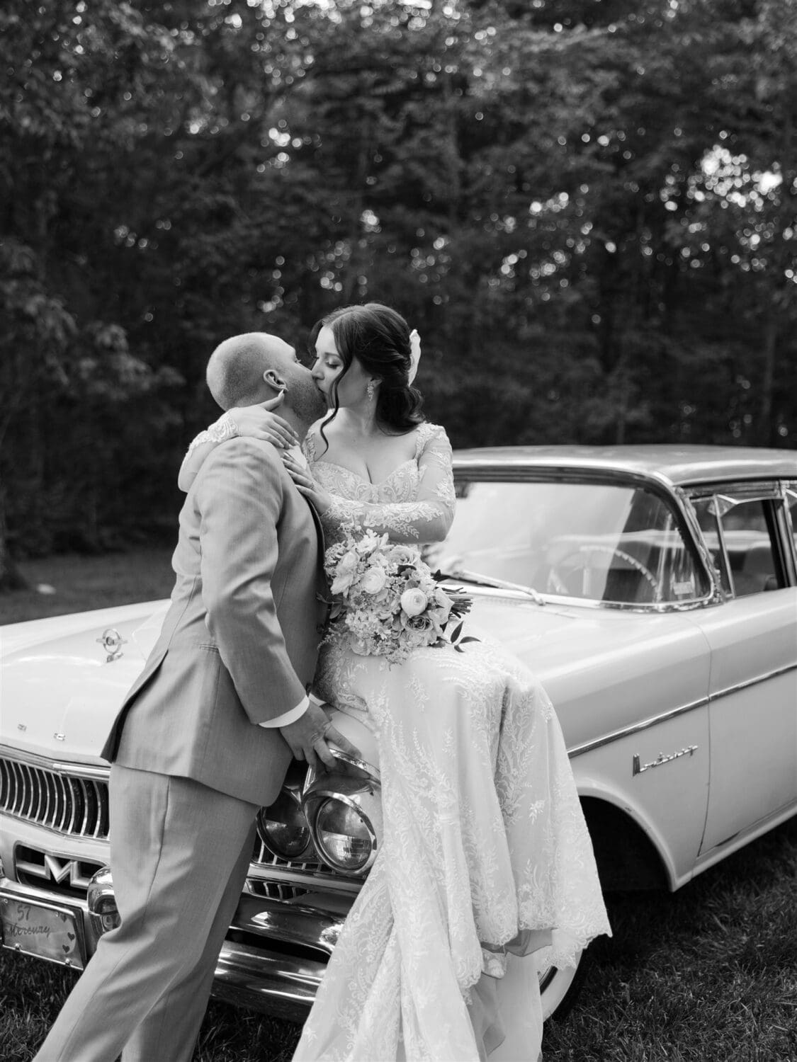 Nashville Vintage Car Wedding Photos