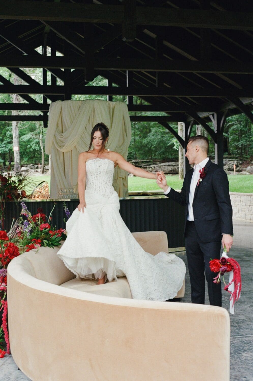 bride and groom portraits Saddlewood Farms