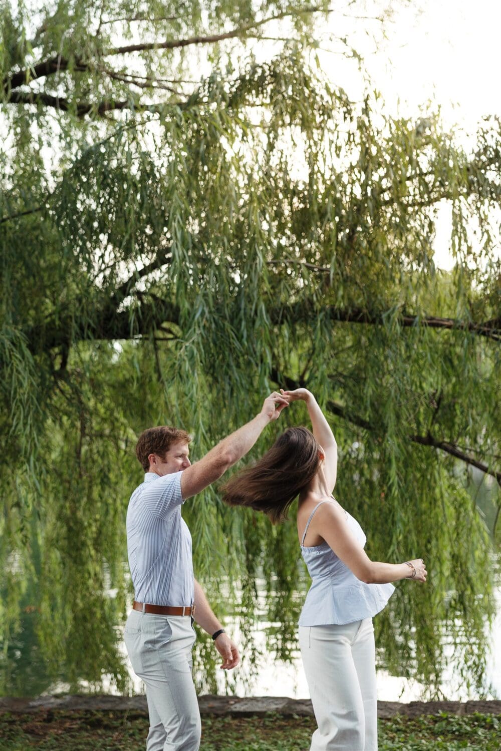 Summer Centennial Park Engagement Photos Nashvile by Nicole Kiser