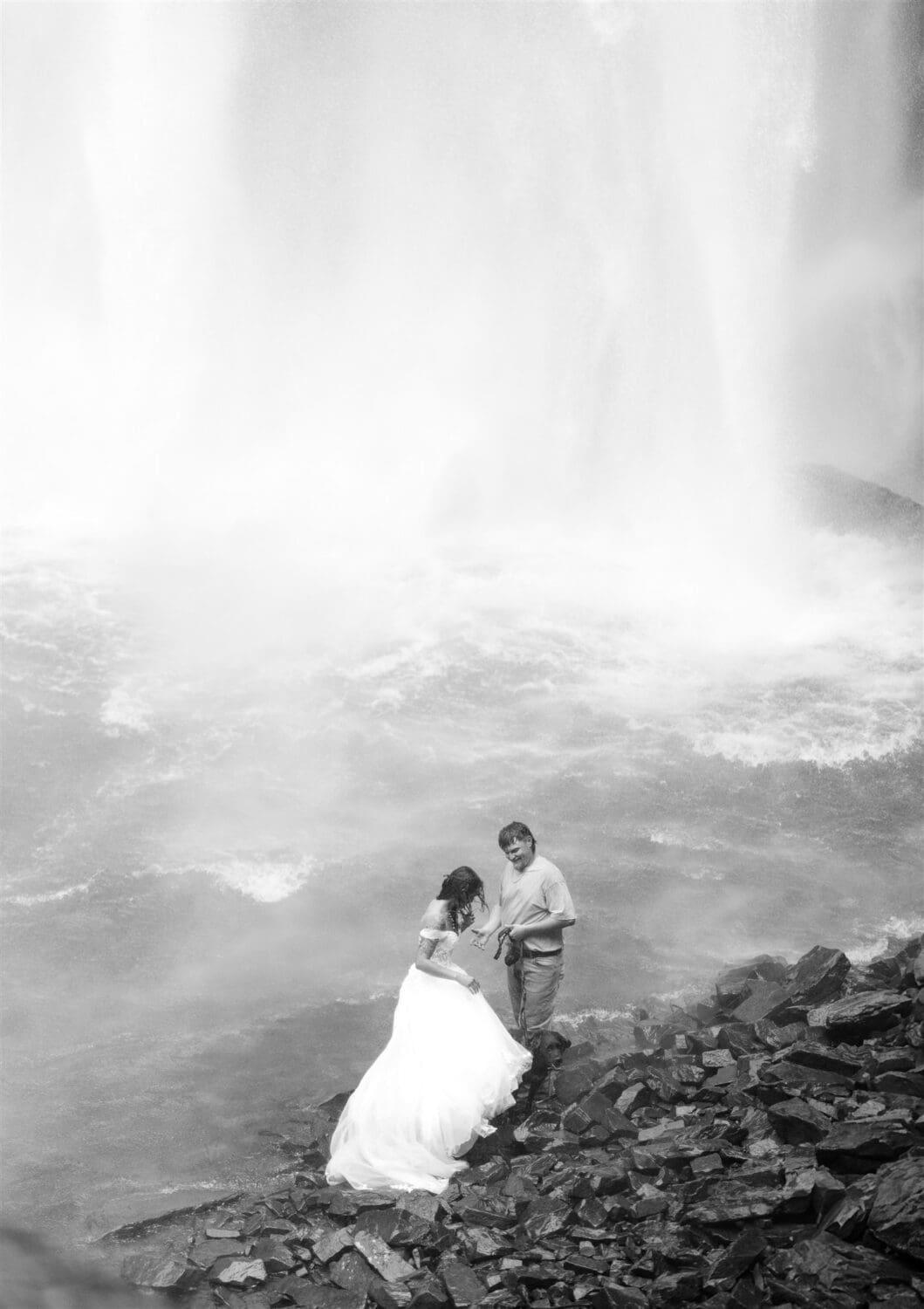 Fall Creek Falls Wedding by Nicole Kiser
