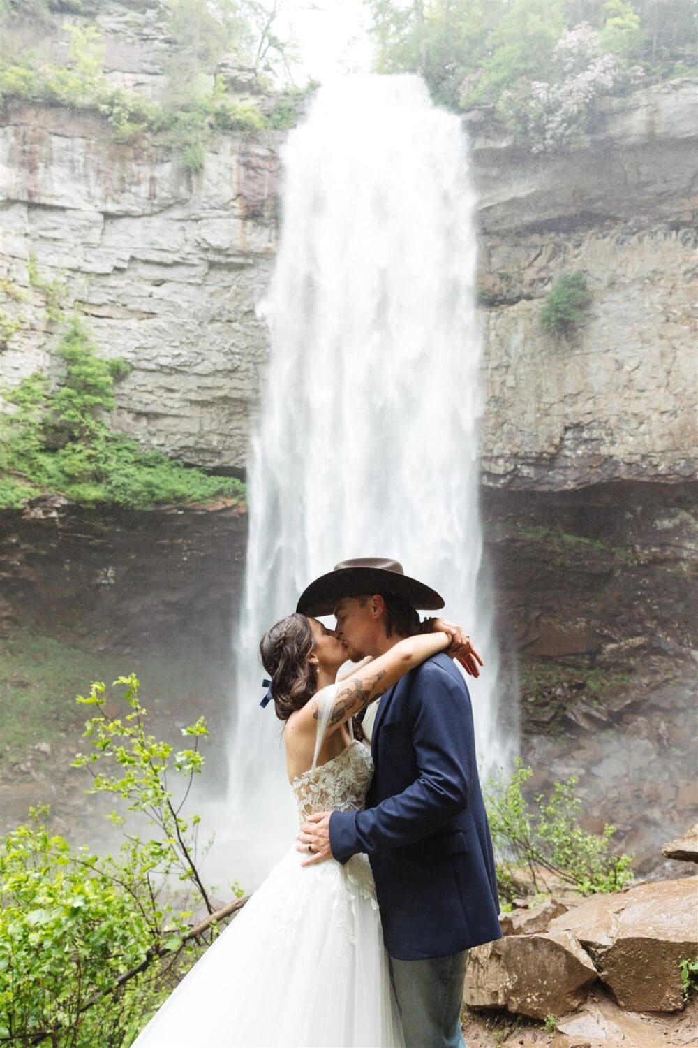 Fall Creek Falls Wedding by Nicole Kiser