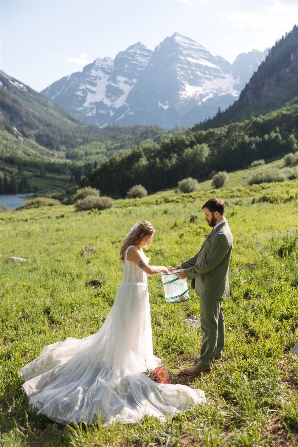 Summer Maroon Bells Elopement