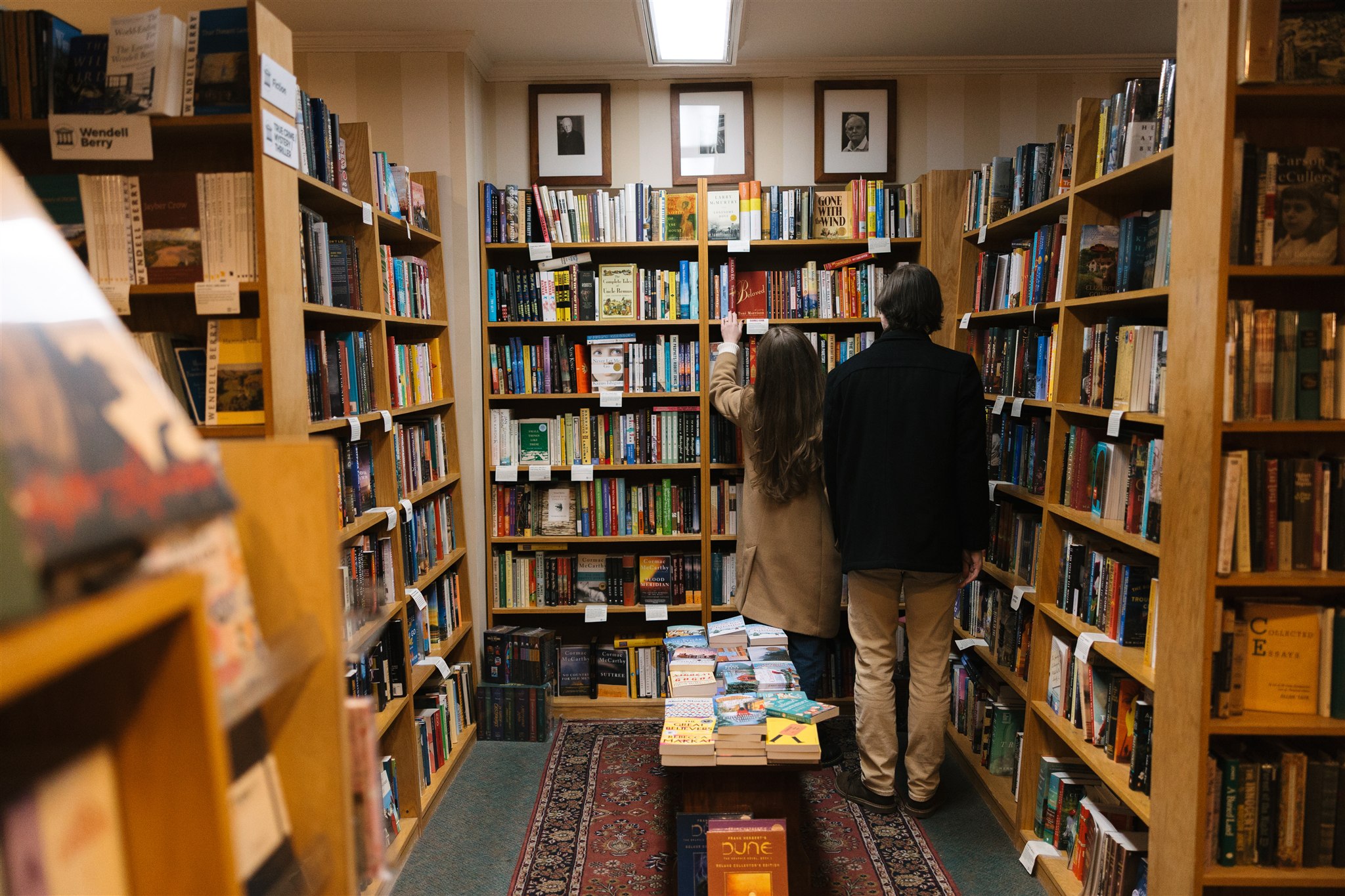 Engagement Session at library downtown nasvhille