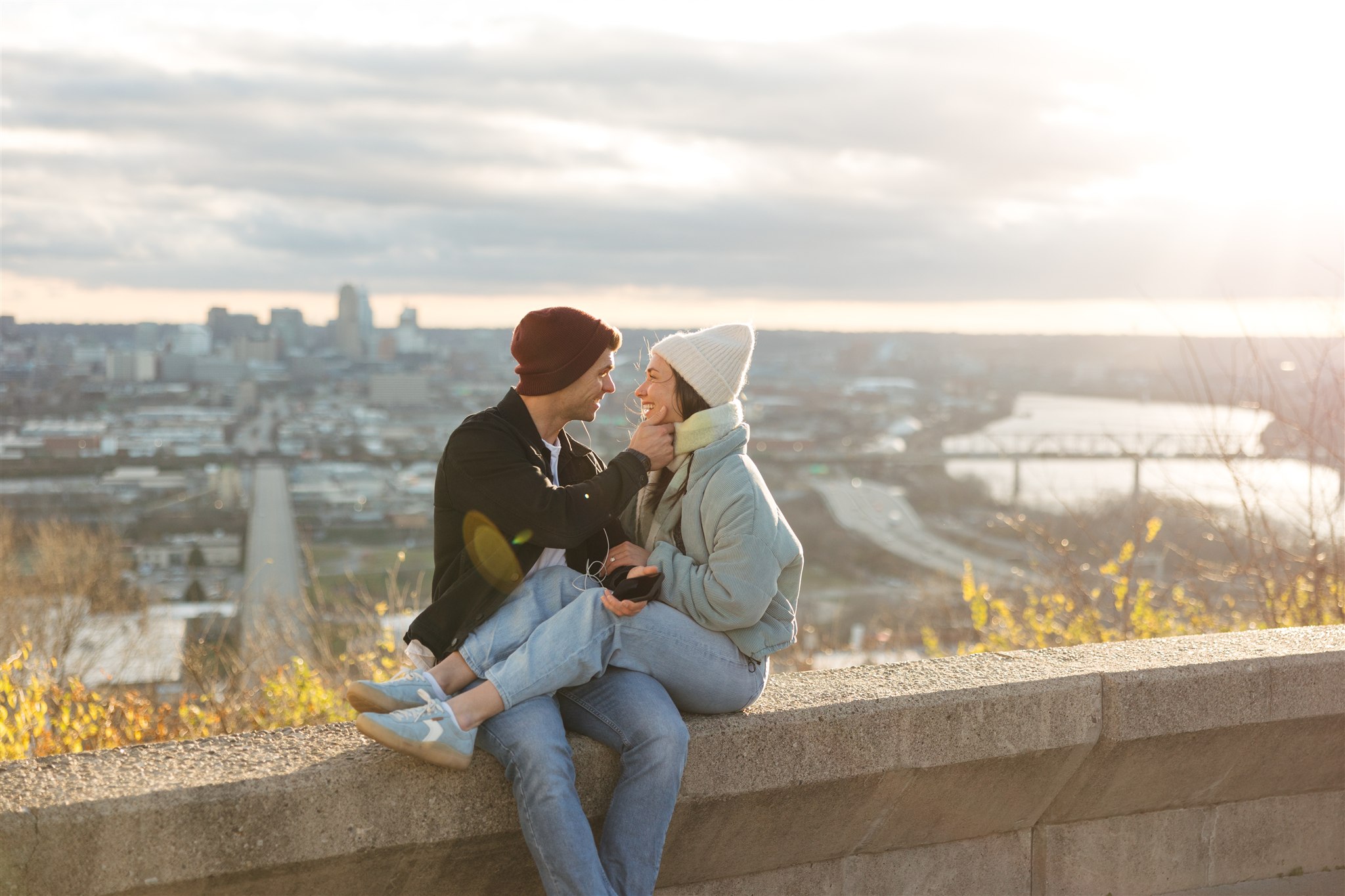 Downtown Cincinnati Skyline Engagement session